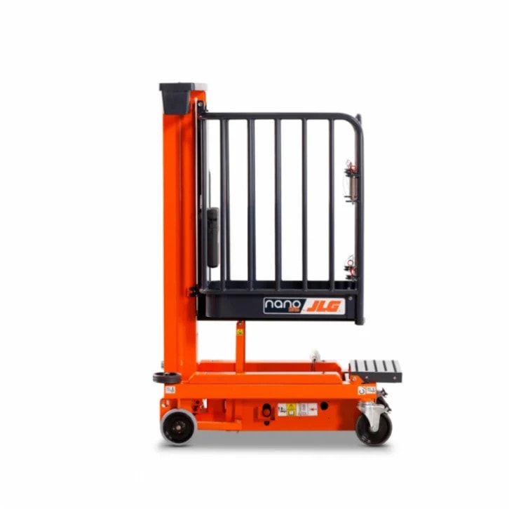 Nov stroj v floti JLG NANO 35