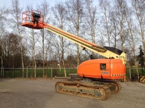 JLG 600SC - Crawler lift