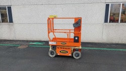 JLG 1230ES Stupna podizna platforma Električni 5,66m