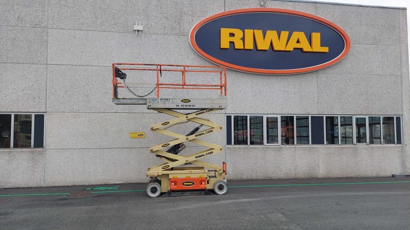 Riwal logo på bygning