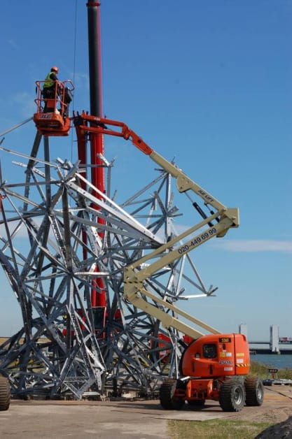 JLG 450AJ - Knekkarm bomlift
