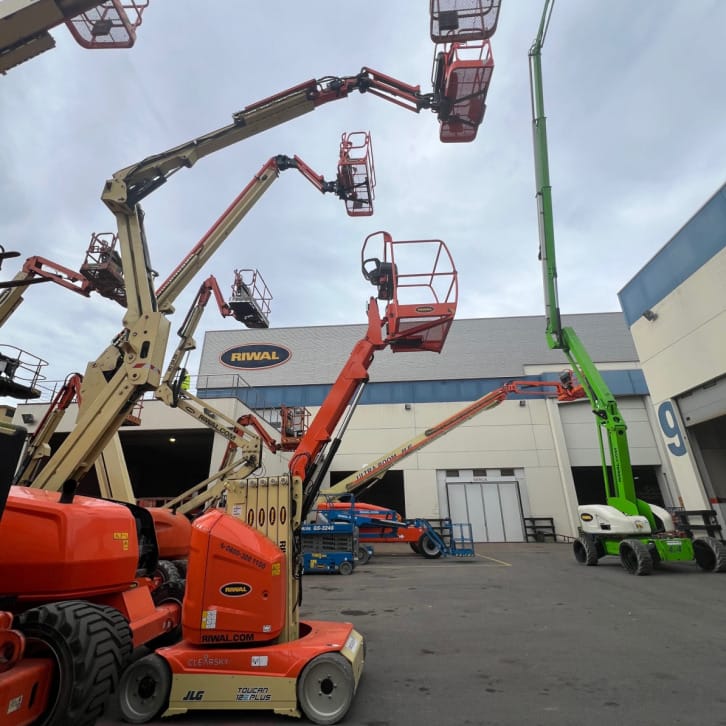 Precio alquiler plataforma elevadora