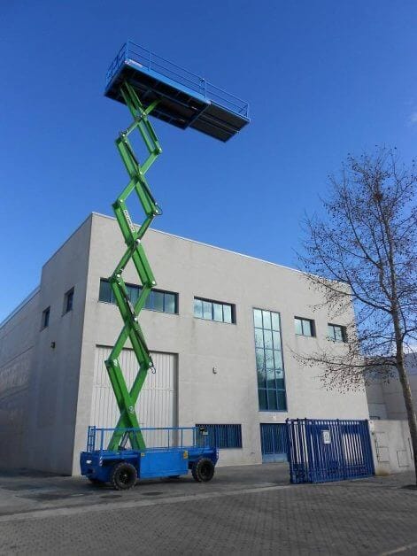Rent a scissor lift | 18,5 m | Hollandlift B165EL25 | Electric