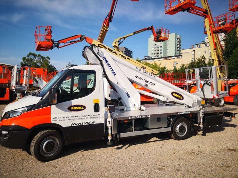 Multitel MT204EX - Truck mounted lift