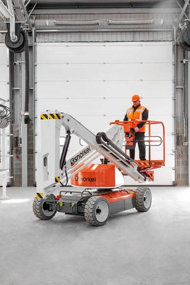 Snorkel A38E - Articulated boom lift