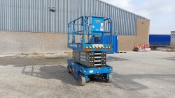 GENIE GS3246 Scissor lift Electric 11,75m
