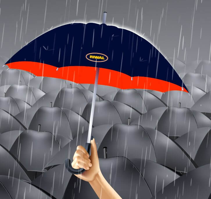 Riwal paraplu in de regen