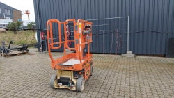 JLG 1230ES Podest masztowy Elektryczny 5,66m