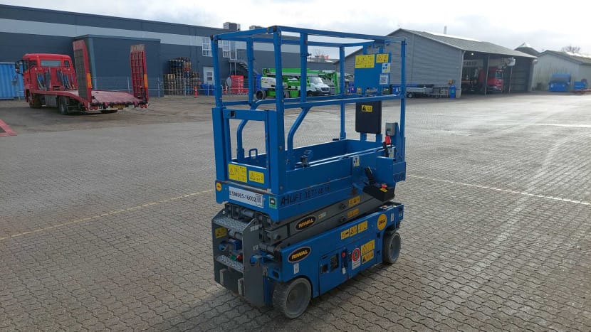 Podest nożycowy Elektryczny - 6,57 m GENIE GS1530 / GS30C-24087